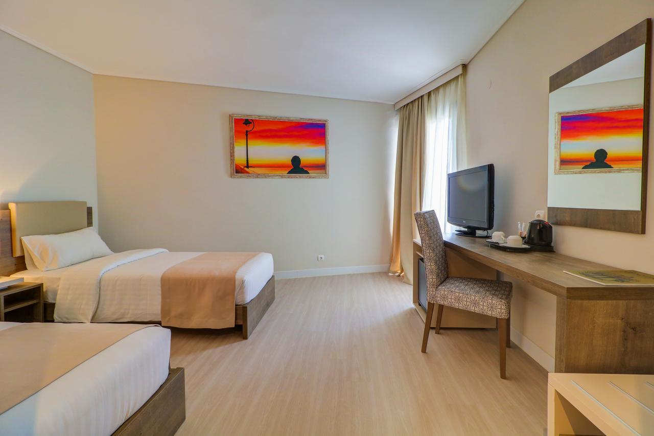 Palace Hotel Glyfada أثينا المظهر الخارجي الصورة